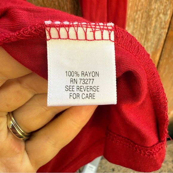 APT 9 Women’s Red Cut Out Long Sleeve Blouse Shirt Size XL NWT - Picture 9 of 11